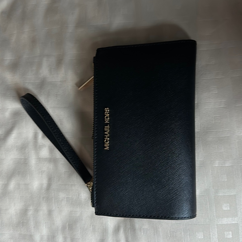 Brand new Michael Kors wristlet wallet and phone card holder